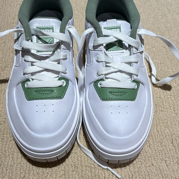 NWOT Puma Platform Sneakers - Picture 3 of 5